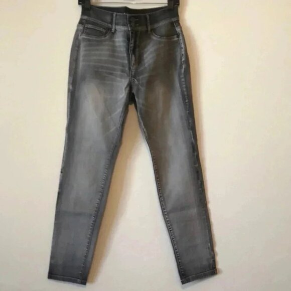 New York & Company Soho Legging Jean Faded Gray - Picture 1 of 4